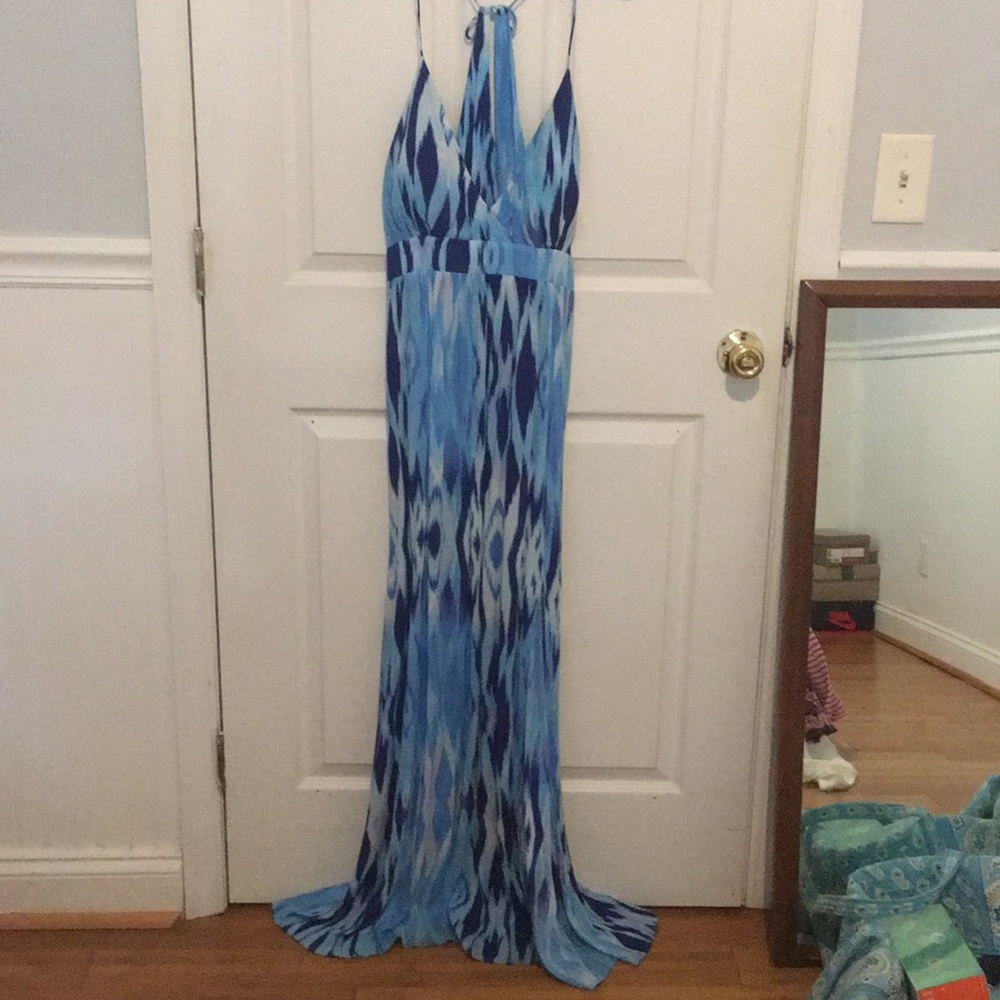 Flowy maxi dress